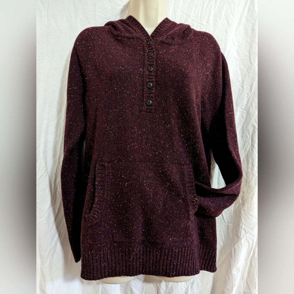 Patagonia Off Country Burgundy Hooded Sweater NWOT size M